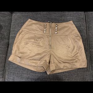 High Waisted Short